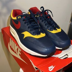 Nike air max 90 leather barely worn MEN SZ 9.5